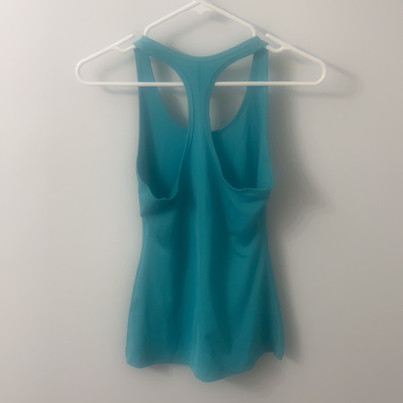 Nike Dri Fit Tank. Size Small. - Picture 3 of 3